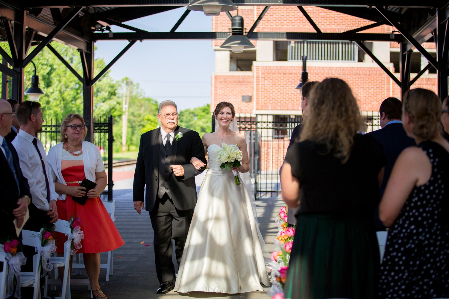 gettysburg-wedding-photography-train-station-museum-and-vistors-center-wedding-photography-gettysburg-museum-and-visitor-center